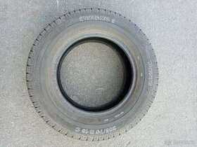 pneu na dodávku 205/70 r15