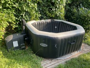 Nafukovací vířivka Intex Pure Spa - řídící jednotka + 2 vany