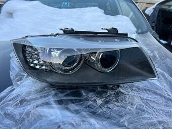 BMW E90/E91 LCi pravý xenon NOVÝ 7240248