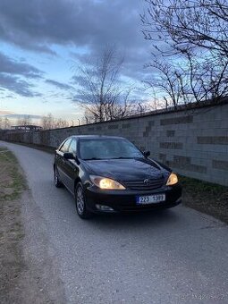 Toyota Camry 2.4 Benz/Lpg