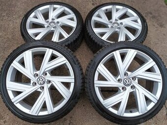 Originál sada disků VW Golf VII, VIII 5x112 R18 Bergamo