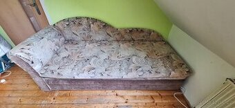 Rozkládací postel s úložným prostorem