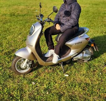 Yadea C-Umi motocykl/moped