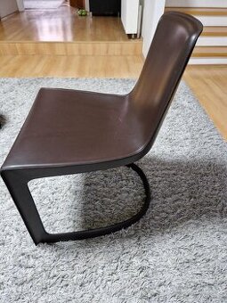 Prodám robustní kožené designové židle