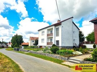 Otinoves, RD 2x 4+kk, garáž, zahrada, studna – rodinný dům
