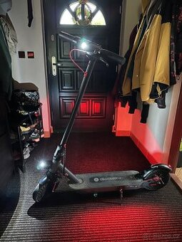 Elektro koloběžka GoGEN Voyager PRO S701B