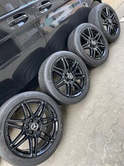 Kola AMG Mercedes V class w447 originál 245/45/19