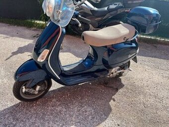 Vespa LX 125 (2008) plexi, kufr, 21 t.km