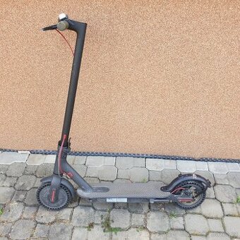 Xiaomi Mi Electronic Scooter - M365