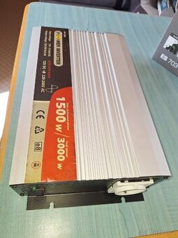 Prodám měnič napětí 12V na 230V