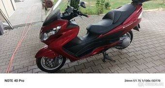 Suzuki Burgman 400