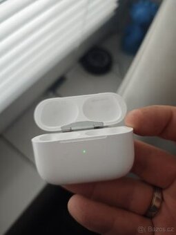 Nabíjecí pouzdro APPLE AirPods Pro 2 A2700 - 1