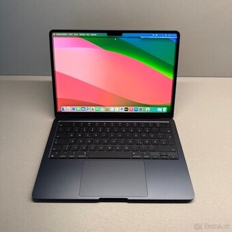 Zánovní Apple MacBook AIR 13” M3 256GB,8GB RAM,Baterie 100%