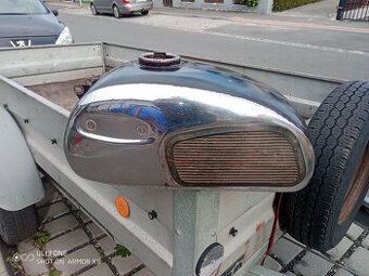 Jawa 250,350 California nádrž černá-chrom