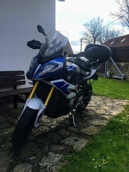 BMW S1000XR