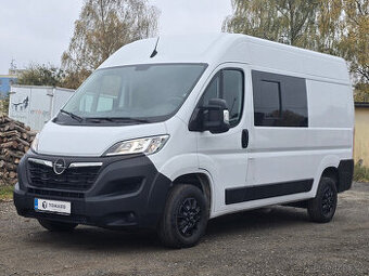 Opel Movano 2023 – 6 míst, 30 000 km, CZ, 1. maj., DPH