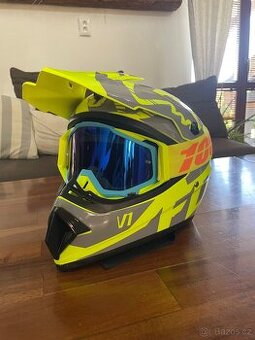 motocrossová přilba