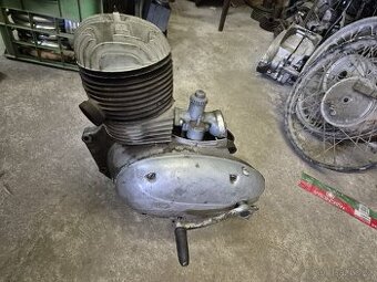 Motor Jawa 250/353 r.v. 1956.