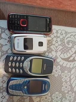 Prodám staré mobily