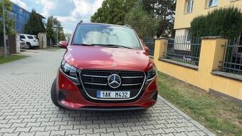 Model MERCEDES BENZ MY25 V300d AMG 4Matic AVANGARDE
