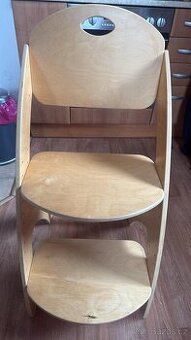 Rostoucí židle
