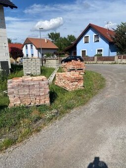 Očistěné cihly cca 5000ks