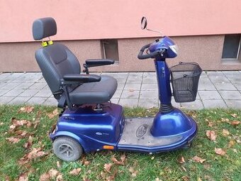 Elektrický skutr pro seniory