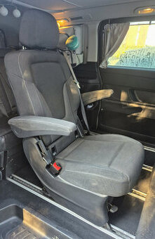 Kapitánská sedačka Mercedes V-klasse W447