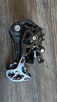 komponenty Trek Rail , Shimano, Bontrager