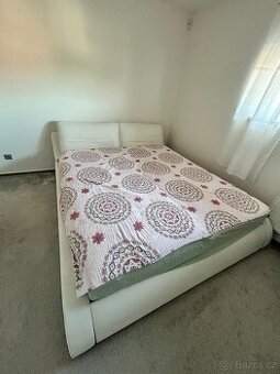 Postel 180×200, čelo pravá kůže