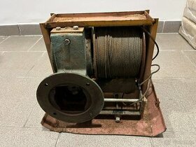 Prodám převodovku stavebního výtahu