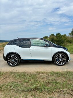 Bmw i3s,135kw,2022,32tkm,🔋120Ah,VELKÝ DISPLEJ,cena vč. DPH