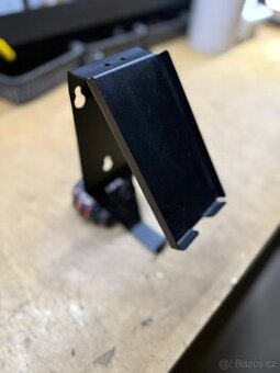 Držák na mobilní telefon a sluchátek Poka Premium