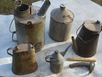 prodám pouzdra od voj.plynových masek. Wehrmacht z II.sv.vál