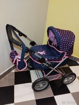 Kočárek pro panenky