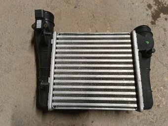 Audi A4 B7 2.0Tdi 103kw - Chladič cooleru