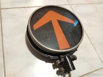 Směrová šipka na veterána