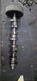 Prodám vačku 1.9tdi 96kw Pd