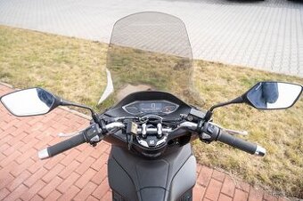 Honda PCX 125 22"