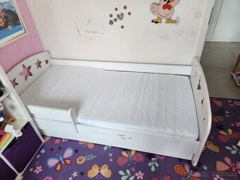 Dětské postele 200x90 a 190x90cm, matrace, rošty