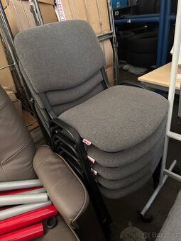 Stohovatelné kancelářské židle, cena za kus