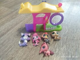 Menší domeček s Lps-Littles pet shop