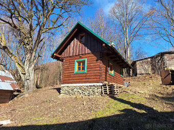 Prodám dvě roubenky - 1