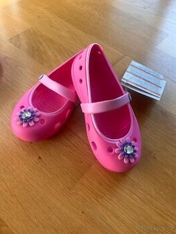 Crocs balerínky Keeley Petal Charm vel. C6 (EUR 22/23)