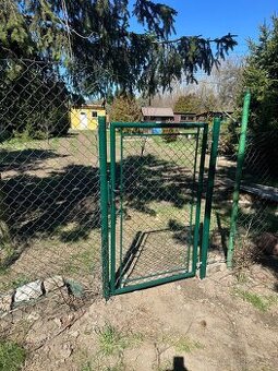 Velká zahrada ve Spořicích u Chomutova.