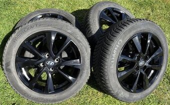 Komplet zimní Hyundai 195/55/R16