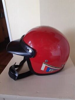 krásná retropřilba Cassida Cross