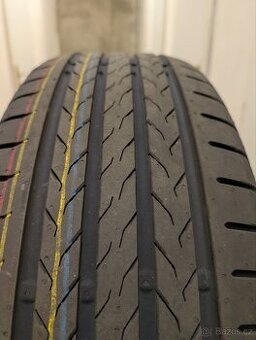 Sada letních pneu 215/60 R18