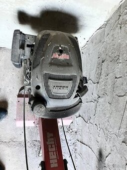 Motorový kultivátor (rotavátor) HECHT