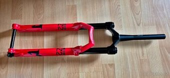 Predam novu Marzocchi Bomber Z2 34 29" 140mm 15x110mm